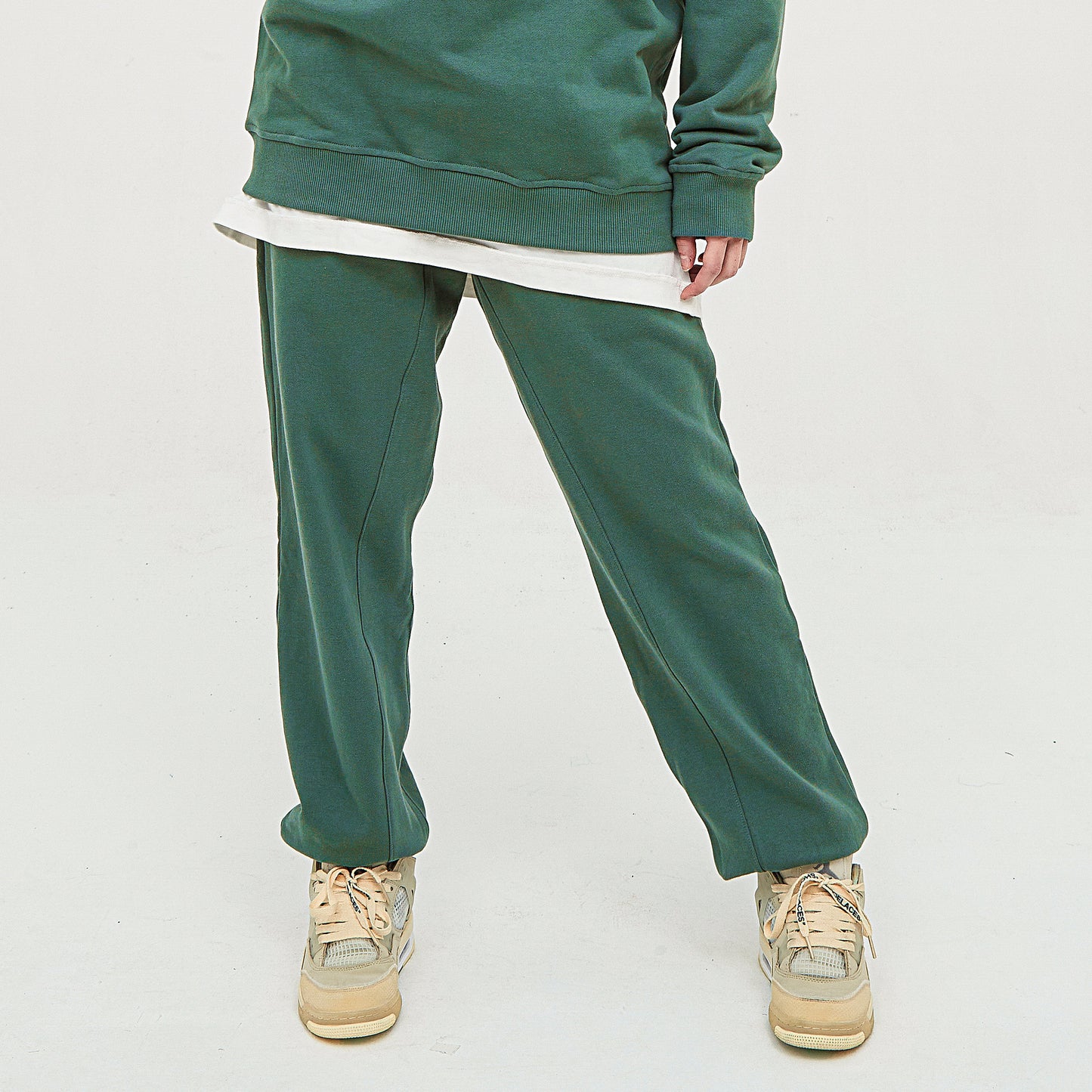 Baggy Green Jogger - DuskClub - Front Side